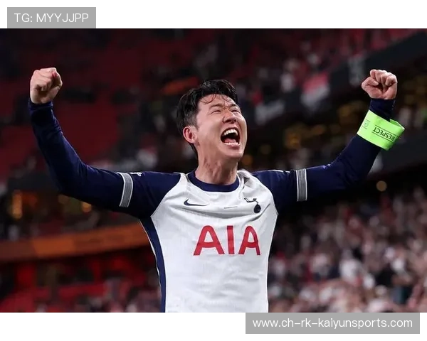 孙兴慜弧线传中找到最佳落点，热刺点球机会到手